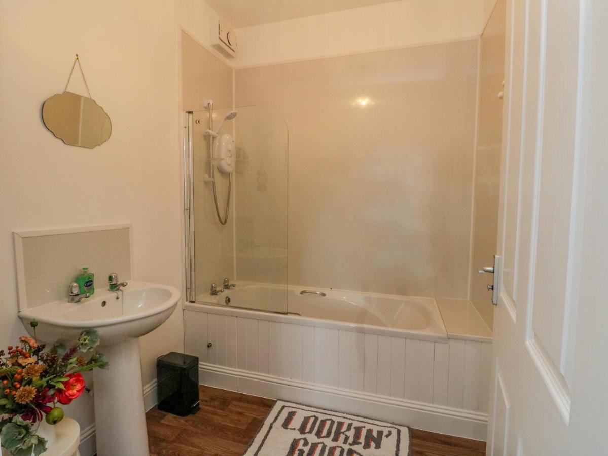 Seaview-Barsloisnach Cottage Kilmartin 외부 사진