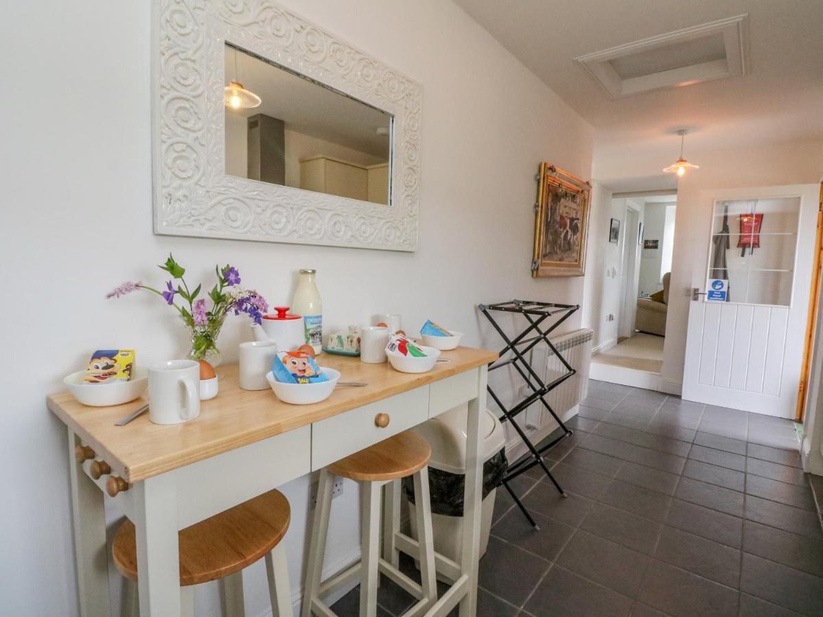 Seaview-Barsloisnach Cottage Kilmartin 외부 사진
